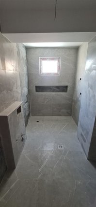 Se Prodavaat 2 Stana 123 m/2 i 113 m/2