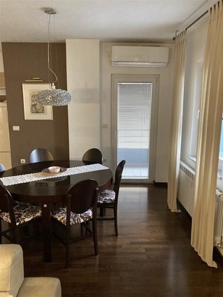 Se Prodava Stan 75 m/2 ,KAT-4 Opremen