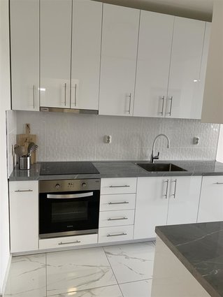 Aerodrom 90m2 trosoben opremen stan