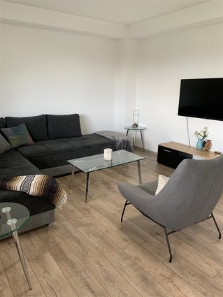 Aerodrom 90m2 trosoben opremen stan