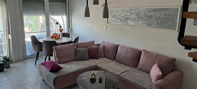 Indzikovo kuka 60m2 kuka so 150m2 dvor