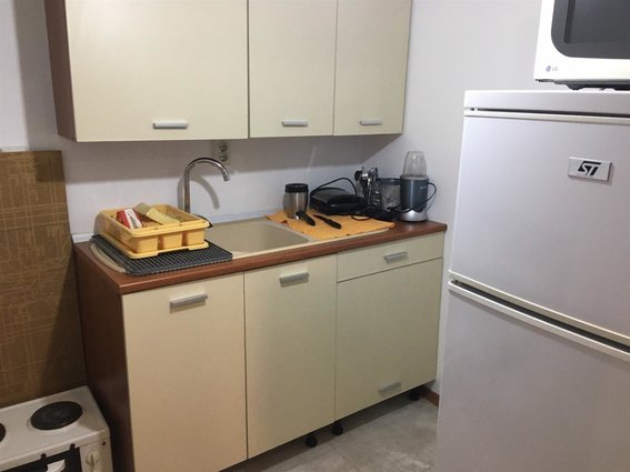 SE IZDAVA DUPLEKS STAN 40 M2 -BLIZU KLINICKI