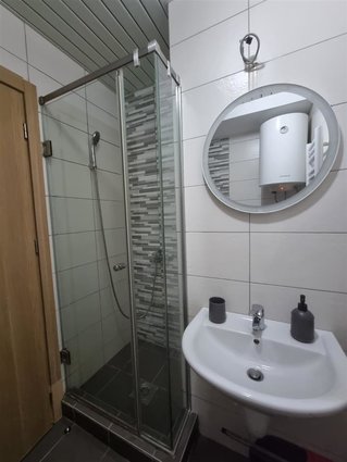 45m2 izdavanje kratok period Aerodrom