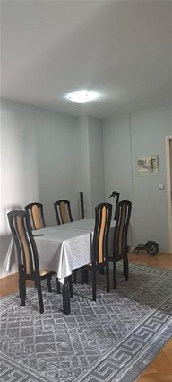 N.Lisice reonski 78m2 trosoben na 3kat