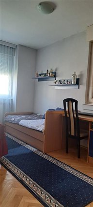 N.Lisice reonski 78m2 trosoben na 3kat