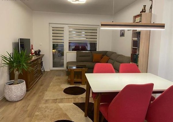 Се продава стан 44м2, К.Вода