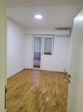 Се продава стан 71м2, Маџар Маало