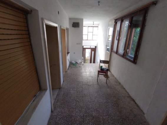 Se prodava itno kukja i dvorno mesto!!!!!/Shitet shtepi urgentime!!!!!!