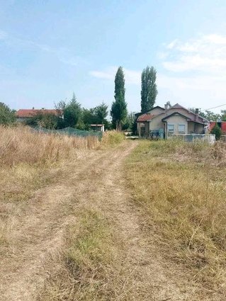 СЕ ПРОДАВА НИВА - ПЛАЦ ОД 1096 м2 ВО ДОЛНО ЛИСИЧЕ