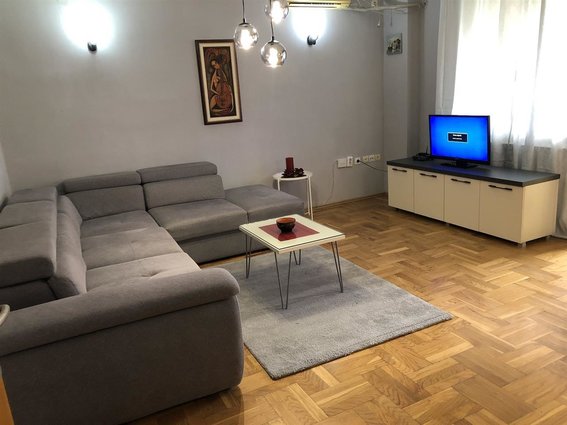 Centar pozadi diamond 60m2 opremen stan