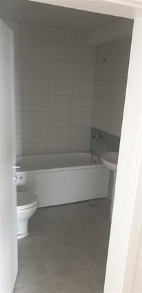 Cento 73m2 nov stan vseliv  na pocetok