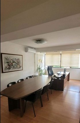 Centar 90m2 opremen kancelariski prostor