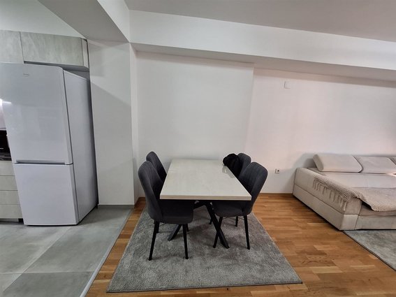 Aerodrom 47m2 dvosoben opremen stan