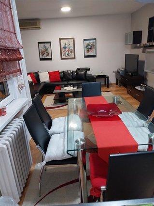 N.Lisice 70m2 trosoben opremen stan