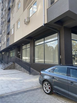 SE IZDAVA NOV DELOVEN PROSTOR 180 M2-VLAE-GJORCE