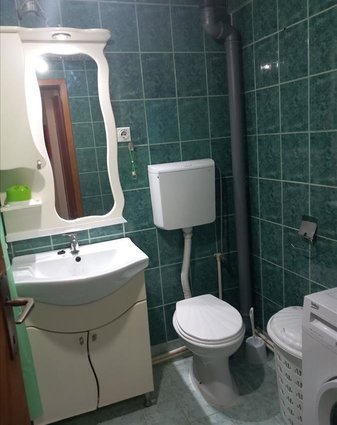 Се изнајмува стан 42м2,Автокоманда