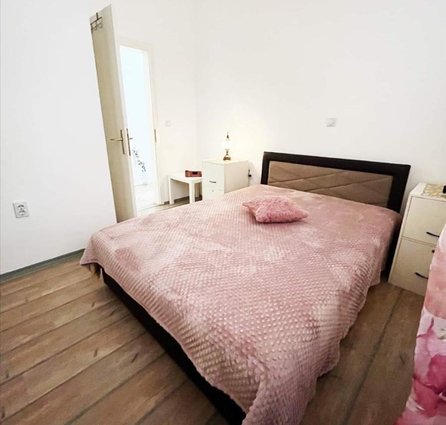 Се изнајмува прекрасен стан во Центар