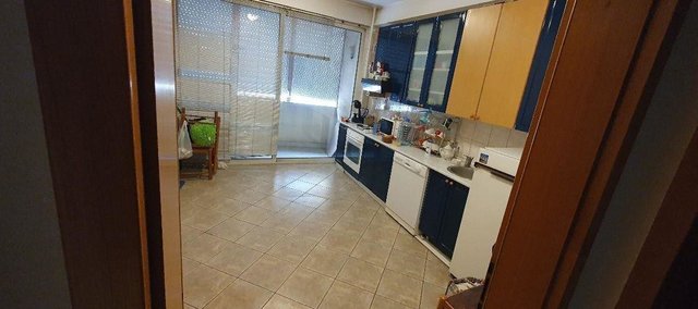 Се продава стан 154м2,Центар