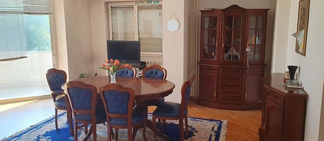 Се продава стан 154м2,Центар