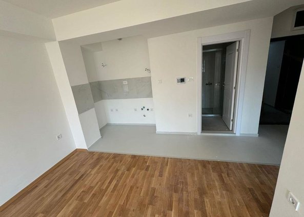 Се продава стан со мнгу можности Влае-Хром