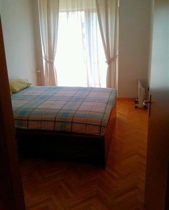 Се продава стан 70м2, Центар