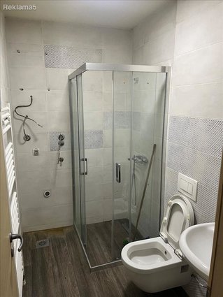 Се продава стан 100м2, Рекорд