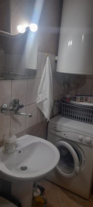 SE PRODAVA_SHAMPIONCHE STAN 72m2 NA TRETI KAT