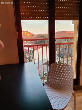 SE PRODAVA STAN 79m2 DEBAR MAALO