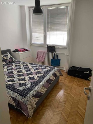 CENTAR  GRADSKI ZID BUL  K RACIN 90M2