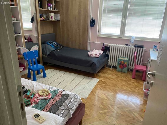 CENTAR  GRADSKI ZID BUL  K RACIN 90M2