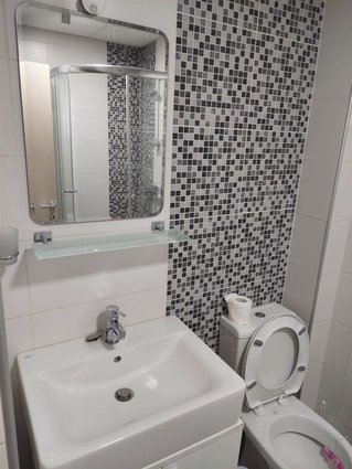 Centar univerzalna 45m2 opremen npv stan