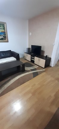 Се продава стан на Плоштад Македонија