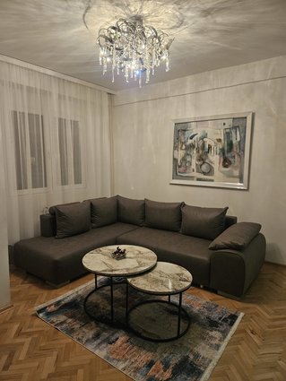 SE IZDAVA NOV LULSUZNO NAMESTEN STAN VO NOVO LISICE-POZADI LISA