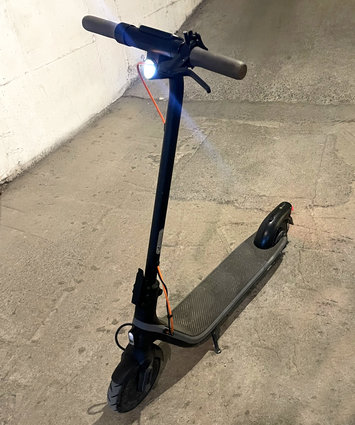 Продавам електричен тротинет Ninebot Segway E2plus