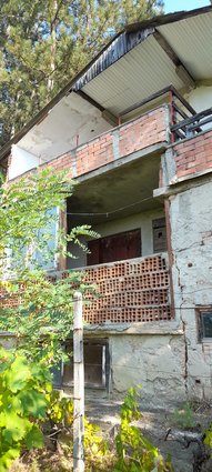 Se prodava vikendica vo Oresani, 68m2, plac 1016m