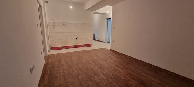 СЕ ПРОДАВА НОВ СТАН ВО АЕРОДРОМ