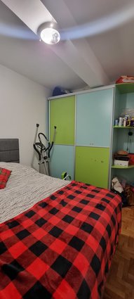 СЕ ПРОДАВА СТАН ВО ДЕБАР МААЛО