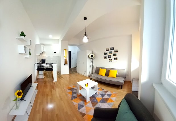 НОВА ГАРСОЊЕРА ВО ХРОМ