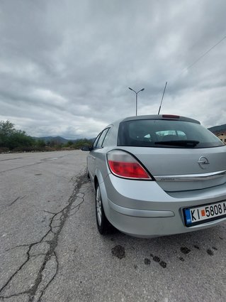 OPEL ASTRA H 1.6 BENZIN PLIN ATEST MOZE ZAMENA