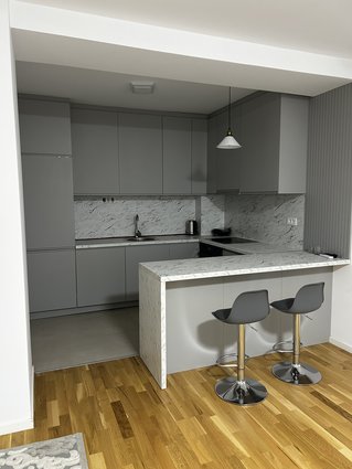 Се изнајмува стан во East gate living