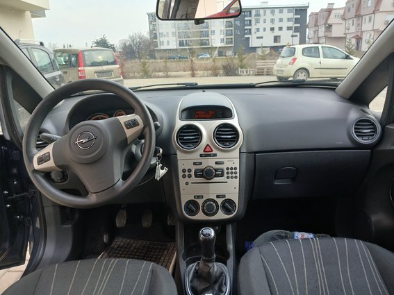 Opel Corsa 1.3 tdi 2007god 