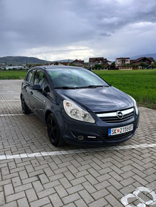Opel Corsa 1.3 tdi 2007god 