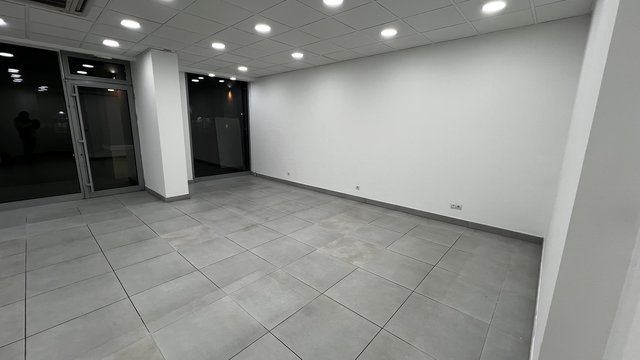 Se prodava 62m2 dukjan na Partizanska