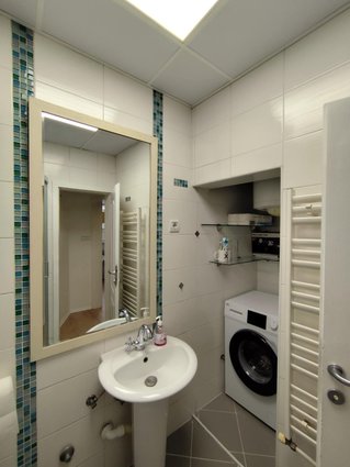 СЕ ИЗНАЈМУВА СТАН ВО КИСЕЛА ВОДА 