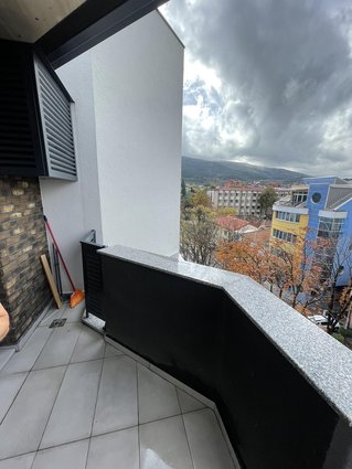 Izdavam nov namesten stan na Ruzveltova