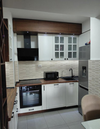 Se izdava stan na ulica Praska Taftalidze 1