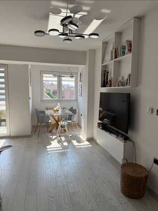 СЕ ИЗДАВА НАМЕСТЕН СТАН во Бутел на 3 спрат