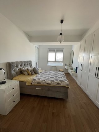 Се издава нов, целосно опремен стан во централна локација/For Rent: Newly Built, Spacious Apartment in Central Skopje