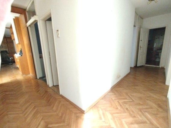 Градски Ѕид Анекс 131 м2 се продава кај Гранд Ривер изнад Тинекс