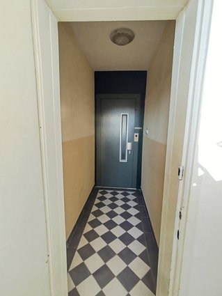 Градски Ѕид Анекс 131 м2 се продава кај Гранд Ривер изнад Тинекс